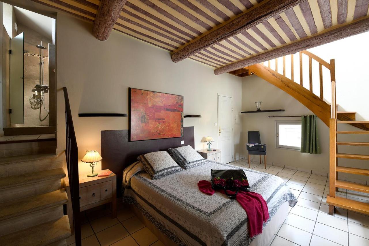 Les Chambres Du Vieux Bistrot Cabrières-dʼAvignon Eksteriør bilde