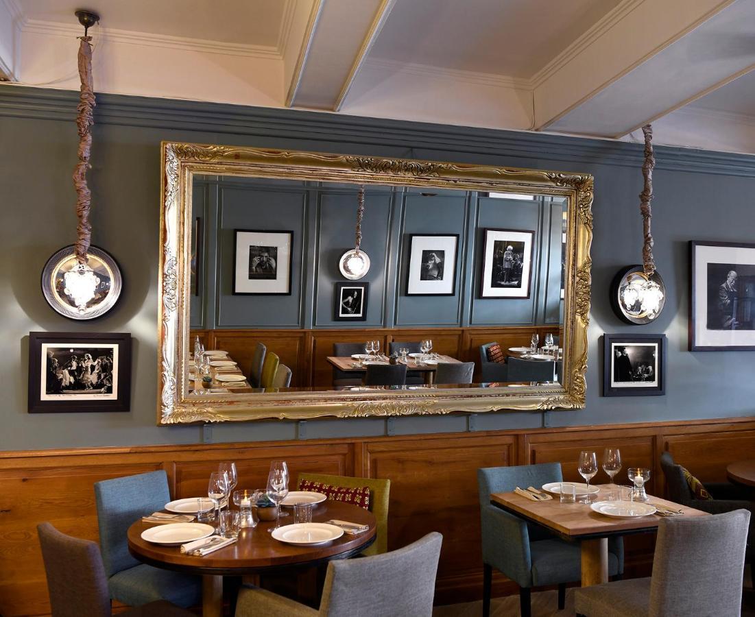 Les Chambres Du Vieux Bistrot Cabrières-dʼAvignon Eksteriør bilde